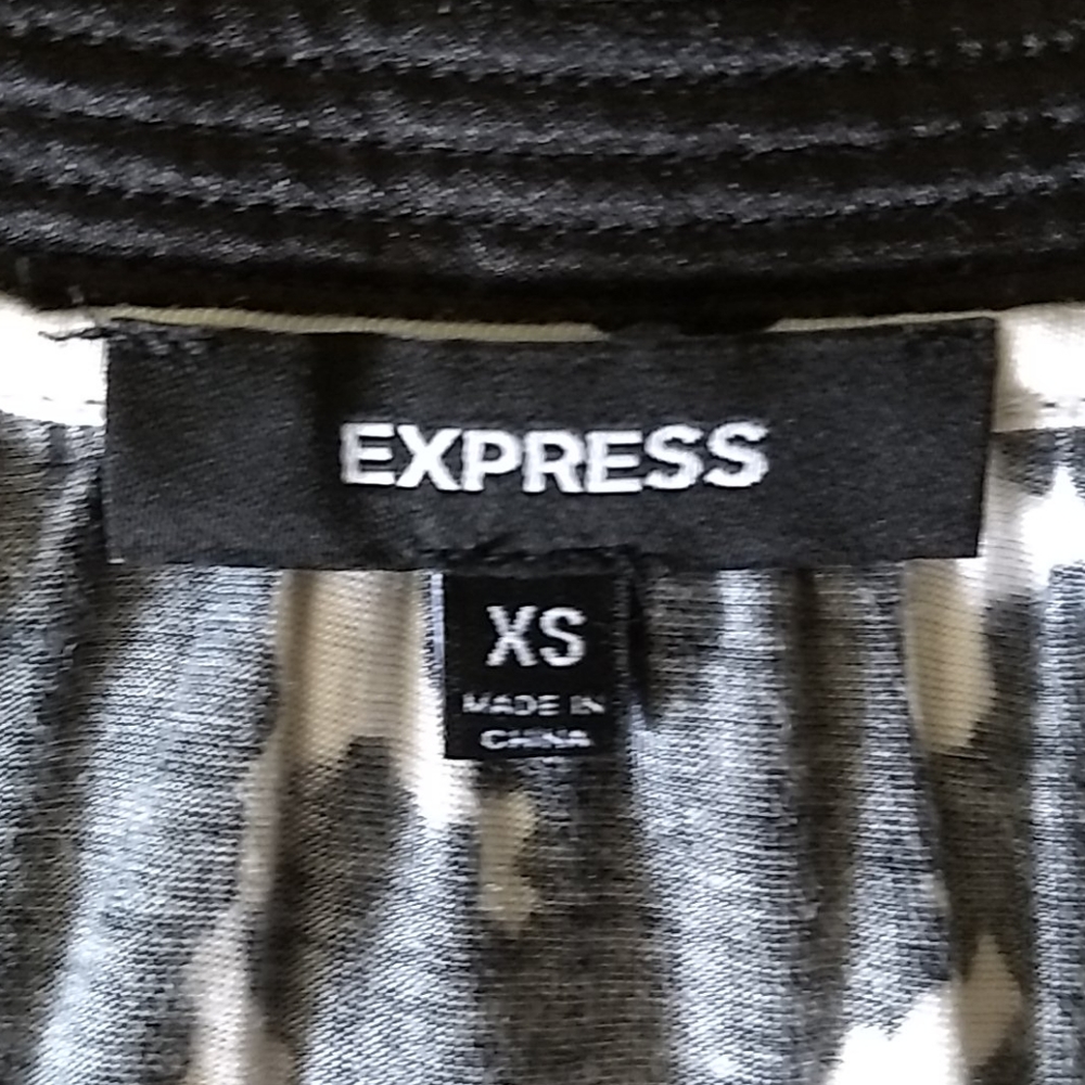 Express Top - Picture 6 of 7